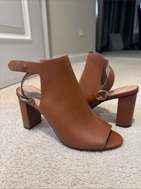 Banana Republic Tan Open-Toe Block Heel Slingback Sandals